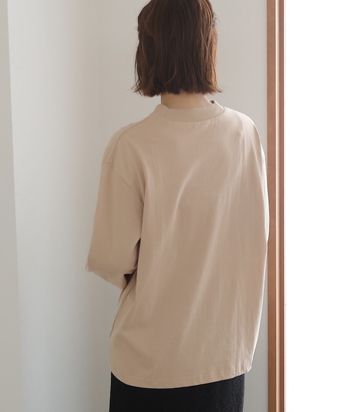 ElegChic(エレグシック)の「モックネックボリューム袖ロンT(Tシャツ/カットソー・レディース・ライトベージュ/ブラック/オフホワイト・4L/M/XL)」の14枚目の写真