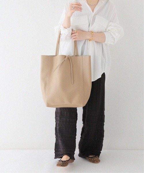 MARLON FIRENZE(マーロンフィレンツェ)の「【MARLON FIRENZE/マルロン】 SHOPPER BIG:バッグ(トートバッグ・レディース・ブラック/ベージュ・FREE)」の6枚目の写真