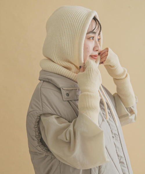 ITEMS URBANRESEARCH(アイテムズ アーバンリサーチ)の「リブニットアームウォーマー(アームカバー・レディース・アイボリー/レッド/ベージュ・ONE)」の8枚目の写真