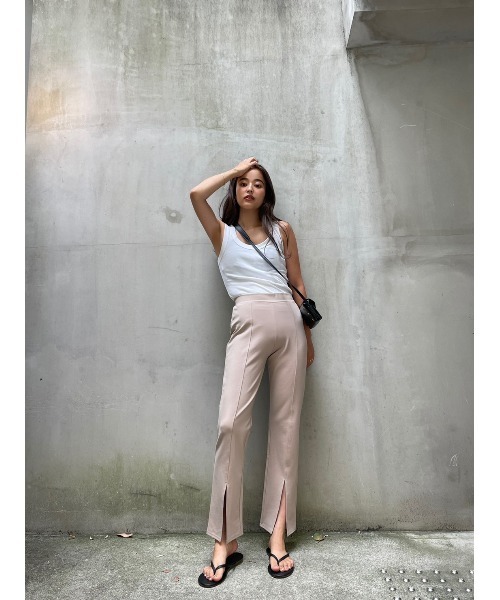 TRUNC（トランクエイティーエイト）の「Front Slit Pants（その他パンツ・レディース・ブルー/ベージュ・FREE）」の4枚目の写真