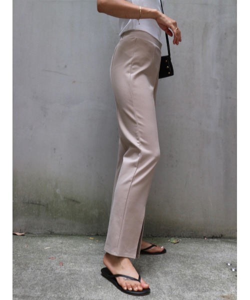 TRUNC（トランクエイティーエイト）の「Front Slit Pants（その他パンツ・レディース・ブルー/ベージュ・FREE）」の9枚目の写真