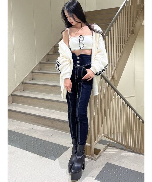 GYDA（ジェイダ）の「SYMMETRY GYDA LINE モールヤーンニットパーカー（カーディガン/ボレロ・レディース・オフホワイト/ブラック・FREE）」の7枚目の写真