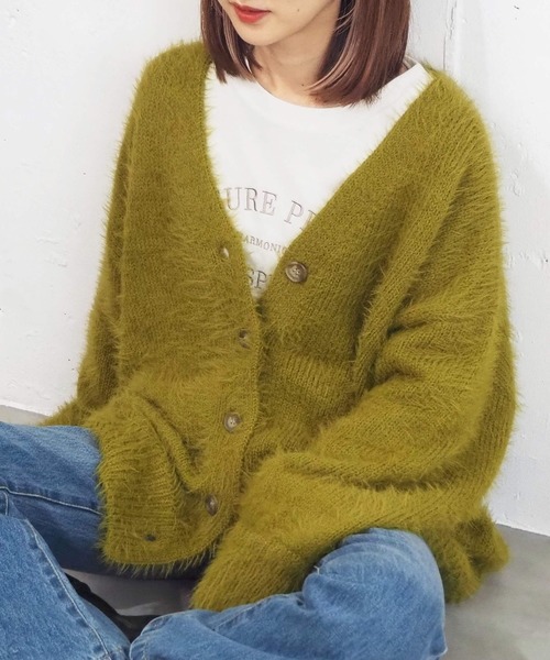 tiptop（ティップトップ）の「フェザーVネックBIGカーディガン（カーディガン/ボレロ・レディース・アイボリー/グレイッシュベージュ/グリーン/グレー・FREE）」の4枚目の写真