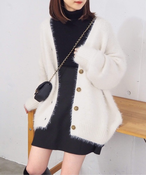 tiptop（ティップトップ）の「フェザーVネックBIGカーディガン（カーディガン/ボレロ・レディース・アイボリー/グレイッシュベージュ/グリーン/グレー・FREE）」の13枚目の写真