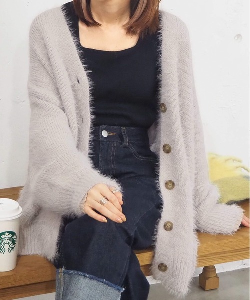 tiptop（ティップトップ）の「フェザーVネックBIGカーディガン（カーディガン/ボレロ・レディース・アイボリー/グレイッシュベージュ/グリーン/グレー・FREE）」の5枚目の写真