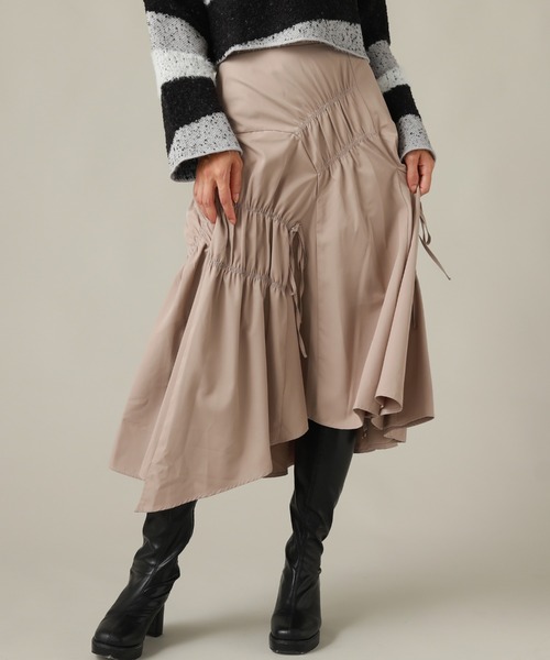 Cheek(チーク)の「シャーリングイレヘムスカート(スカート・レディース・ブラック/ベージュ/ブラウン・SMALL/MEDIUM)」の3枚目の写真