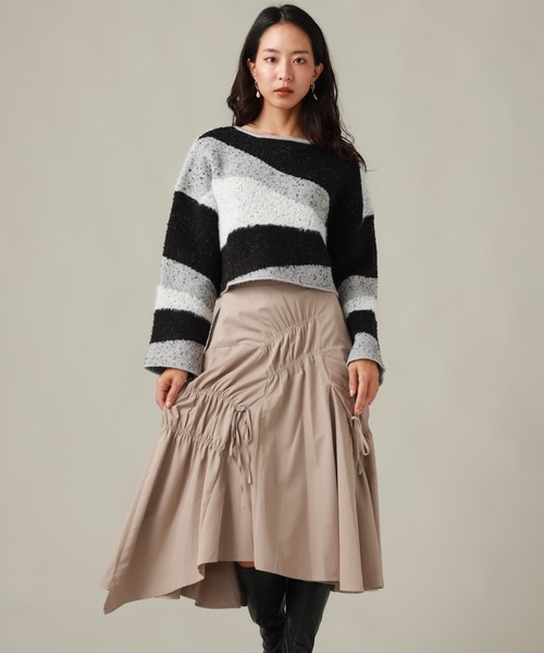 Cheek(チーク)の「シャーリングイレヘムスカート(スカート・レディース・ブラック/ベージュ/ブラウン・SMALL/MEDIUM)」の4枚目の写真