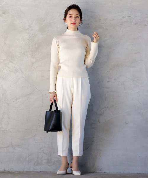 ENNEA(エンネア)の「【2022AWプレオーダー】手洗いできる♪MOCHIMODAバックパールハイネックもっちりリブニット(ニット/セーター・レディース・テラコッタ/キャメル/ブラック/アイボリー・M)」の20枚目の写真