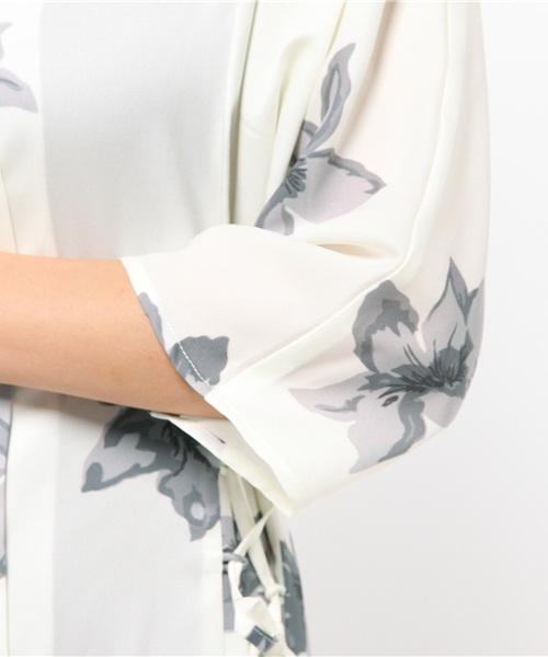 Omekashi（オメカシ）の「【Omekashi】オリジナル大花PTワンピース（ワンピース・レディース・ブラック/オフホワイト/グレー・ﾌﾘ-）」の11枚目の写真