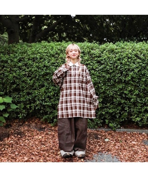 WudgeBoy(ワッジボーイ)の「WudgeBOY check poloshirt(ポロシャツ・レディース・ブラウン/グリーン/ネイビー・MEDIUM/LARGE)」の2枚目の写真