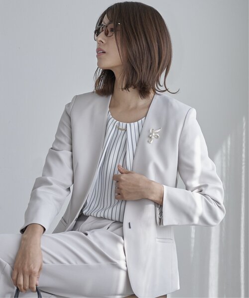 IKKA LOUNGE(イッカラウンジ)の「チャーム付きブラウス(シャツ/ブラウス・レディース・その他1/オフホワイト・S/M/L/XL)」の22枚目の写真