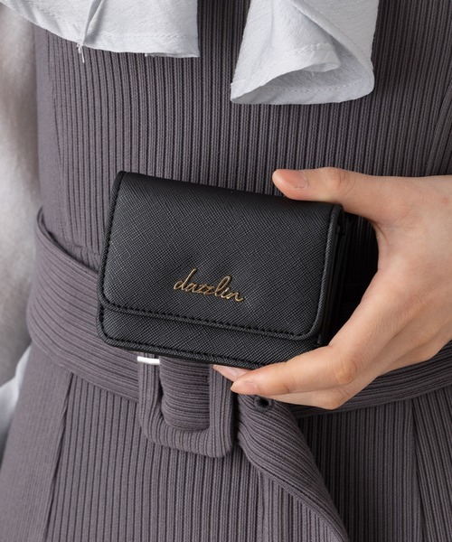 dazzlin（ダズリン）の「dazzlin/ダズリン　サフィアーノ フラワー柄プリント三つ折りミニウォレット（財布・レディース・ベージュ系その他/ブルー系その他/アイボリー/ピンク系その他/ブラック・FREE）」の21枚目の写真