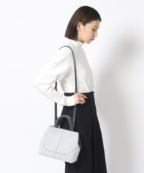 HIROKO HAYASHI（ヒロコハヤシ）の「◆SPUGNA(スプーニャ)2wayバッグ（ハンドバッグ・レディース・ホワイト系5/ブルー系4・00）」の16枚目の写真