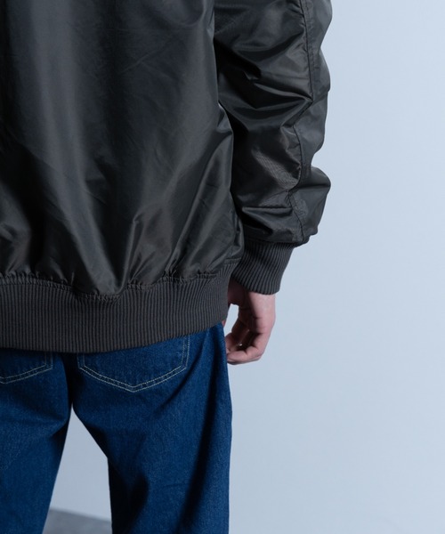 NYLAUS（ナイラス）の「ヘビーツイル ナイロン 裏タフタ MA-1 ミリタリージャケット（MA-1・メンズ・カーキ/ホワイト/ブラック・L/LL/M）」の16枚目の写真