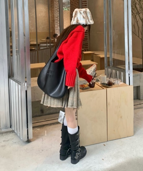 Vipoa（ヴィポア）の「レトロカレッジジャガードニット（ニット/セーター・レディース・ホワイト/レッド・FREE）」の21枚目の写真