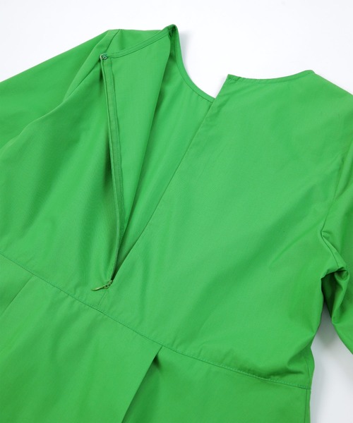 UR'S（ユアーズ）の「イレギュラーヘムペプラムトップス（Tシャツ/カットソー・レディース・グリーン/ブラック/ホワイト/ブルー・M/S/L）」の9枚目の写真