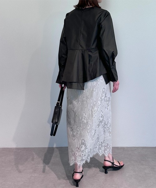 UR'S（ユアーズ）の「イレギュラーヘムペプラムトップス（Tシャツ/カットソー・レディース・グリーン/ブラック/ホワイト/ブルー・M/S/L）」の14枚目の写真