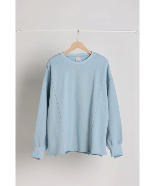 WoM(ワム)の「BACK OPEN SWEAT(スウェット・レディース・スミクロ/オフホワイト/グレー/ライトブルー・FREE)」の4枚目の写真