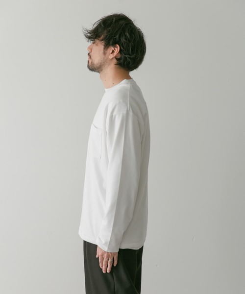 URBAN RESEARCH DOORS(アーバンリサーチドアーズ)の「『イージーケア』『毛玉防止』ポンチロングスリーブTシャツ(Tシャツ/カットソー・メンズ・ホワイト/ブルー/スミクロ・LARGE/MEDIUM)」の21枚目の写真