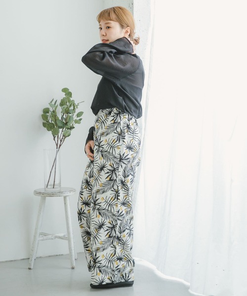 ITEMS URBANRESEARCH(アイテムズ アーバンリサーチ)の「シアープルオーバー(Tシャツ/カットソー・レディース・ブルー/オフホワイト/ブラック・FREE)」の4枚目の写真