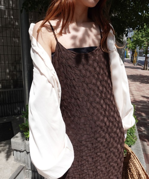 CORNERS（コーナーズ）の「シャーリングジャガードキャミワンピース（ワンピース・レディース・アイボリー/ブラウン/ブラック・M）」の11枚目の写真