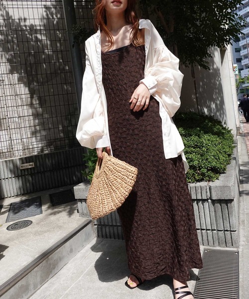 CORNERS（コーナーズ）の「シャーリングジャガードキャミワンピース（ワンピース・レディース・アイボリー/ブラウン/ブラック・M）」の13枚目の写真