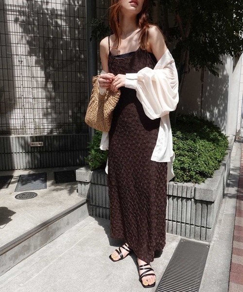 CORNERS（コーナーズ）の「シャーリングジャガードキャミワンピース（ワンピース・レディース・アイボリー/ブラウン/ブラック・M）」の16枚目の写真