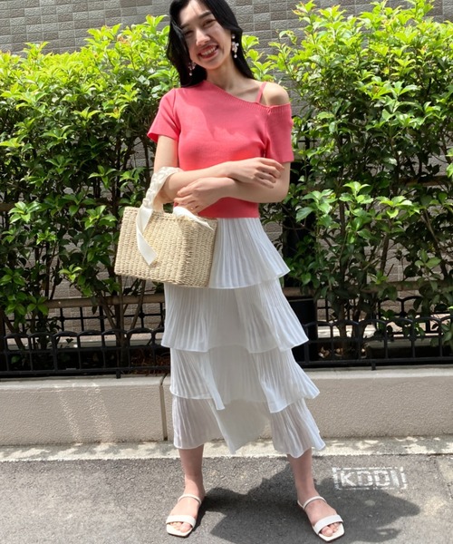 tolene(トレネ)の「プリーツティアードスカート(スカート・レディース・グリーン/ホワイト/イエロー/マジェンタ/ブラック・FREE)」の7枚目の写真