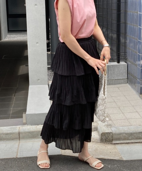 tolene(トレネ)の「プリーツティアードスカート(スカート・レディース・グリーン/ホワイト/イエロー/マジェンタ/ブラック・FREE)」の9枚目の写真