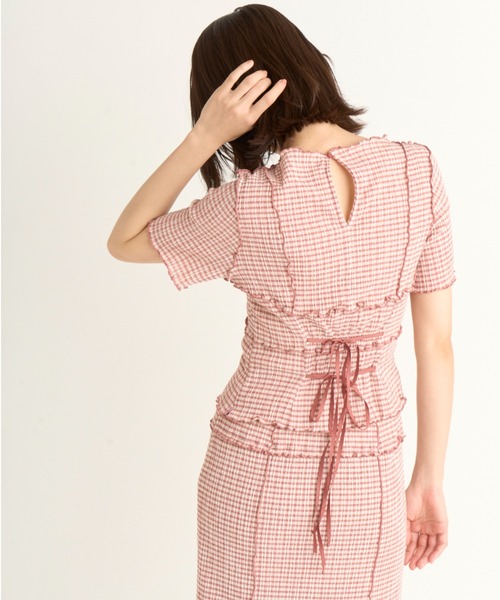 SNIDEL（スナイデル）の「メローカットトップス（Tシャツ/カットソー・レディース・ブラック/ピンク/グリーン・FREE）」の15枚目の写真