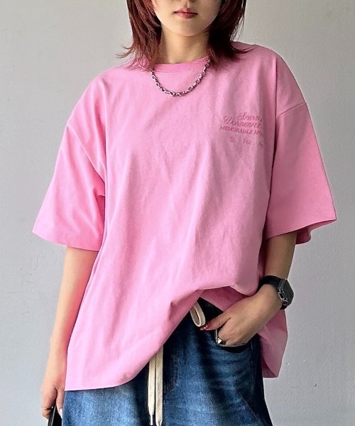 PAGEBOY（ページボーイ）の「リゾートアートTシャツ（Tシャツ/カットソー・レディース・オフホワイト/ピンク/チャコールグレー・FREE）」の3枚目の写真