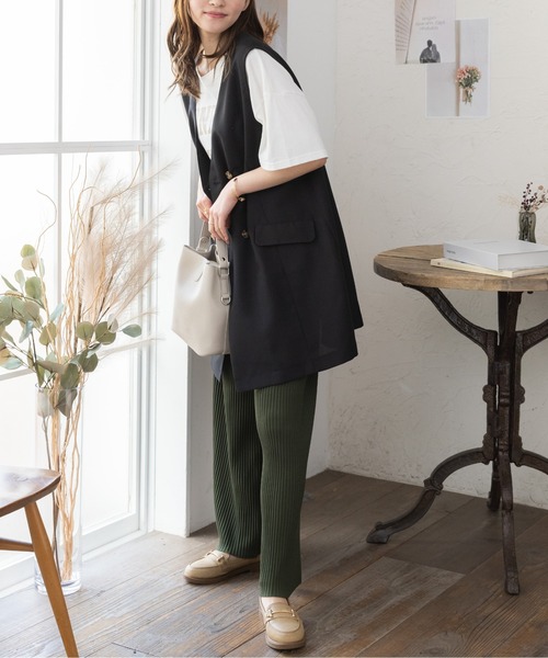 ロエフ　ギャバベスト　ジレ　値下げしました。お急ぎください。 Ada.（エイダ）の「秋・冬にヘビロテ間違いなし◎ 麻調オーバーサイズ