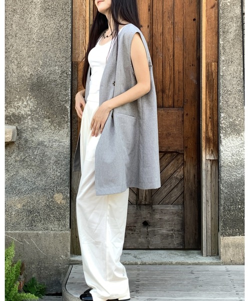 ロエフ　ギャバベスト　ジレ　値下げしました。お急ぎください。 Ada.（エイダ）の「秋・冬にヘビロテ間違いなし◎ 麻調オーバーサイズ