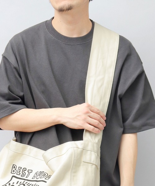 （What it isNt）ART BY MARKGONZALES（ワットイットイズント）の「キャンバス ニュースペーパーバッグ（ショルダーバッグ・メンズ・ホワイト系その他2/ホワイト系その他/ホワイト系その他3・FREE）」の17枚目の写真