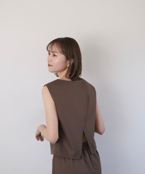 CHIEKO+ round back zip vest ベスト・ジレ ROUND HOUSE（ラウンド