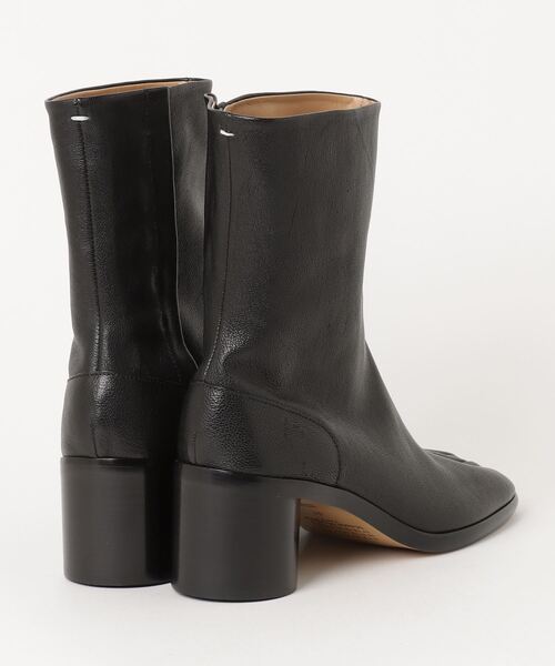 Maison Margiela(メゾンマルジェラ)の「TABI BOOTS H60(ブーツ・メンズ・ブラック・43/41)」の2枚目の写真