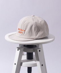 RIVER UP（リバーアップ）の「＜BASIQUENTI＞【消臭＆抗菌＆丸洗い可】SUNDAY BEST ユニセックス アンパイヤ ショートブリム キャップ（キャップ）」