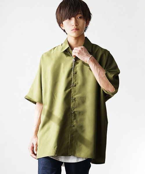 MinoriTY(マイノリティ)の「【MinoriTY】レギュラーカラーロング半袖シャツ ロング丈 メンズ 無地 秋服 夏服 オーバーサイズ ルーズシルエット(シャツ/ブラウス・メンズ・ブラック/ベージュ/ブルー/カーキ・M/L)」の11枚目の写真