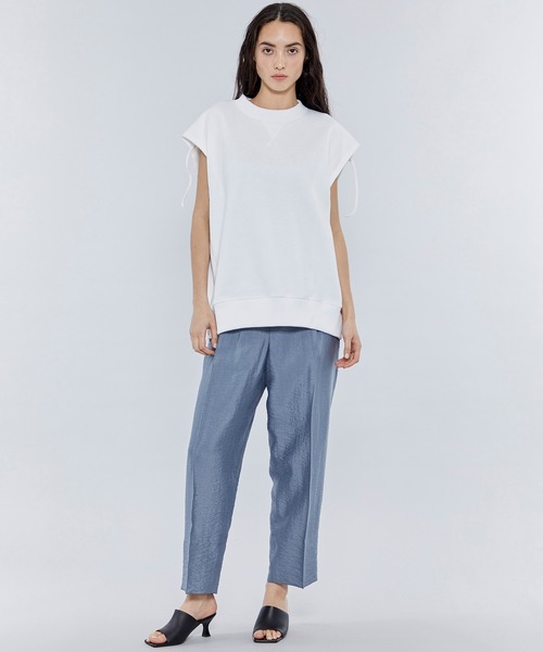 rito structure(リトストラクチャー)の「【rito structure/リトストラクチャー】BACK GATHERED SILK PANTS/バックギャザーシルクパンツ(その他パンツ・レディース・ブルー・1)」の2枚目の写真