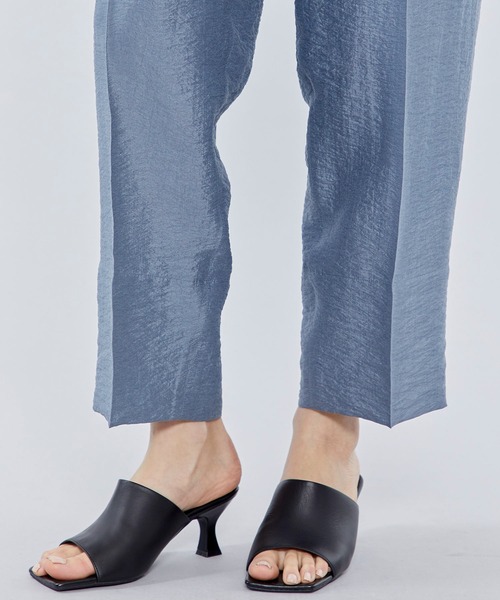rito structure(リトストラクチャー)の「【rito structure/リトストラクチャー】BACK GATHERED SILK PANTS/バックギャザーシルクパンツ(その他パンツ・レディース・ブルー・1)」の9枚目の写真