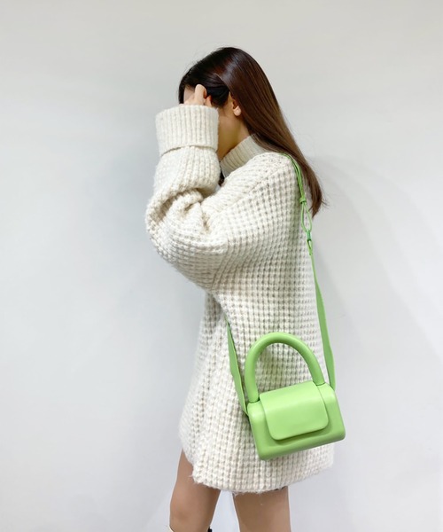 olu. トゥンカロンバッグ Olu.（オルドット）の「トゥンカロンバッグ（ハンドバッグ）」 - WEAR