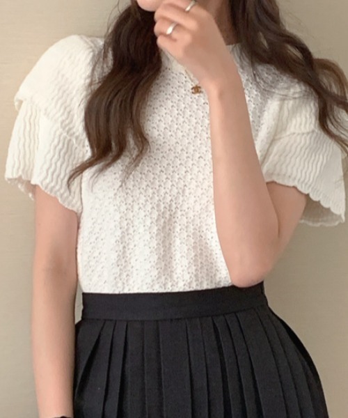 Vipoa(ヴィポア)の「Double puff sleeve summer knit(ニット/セーター・レディース・グレー/ブラック/ホワイト・FREE)」の9枚目の写真