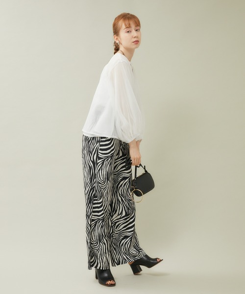 ROSIEE（ロージー）の「ROSIEE リバーシブルブラウス（シャツ/ブラウス・レディース・ホワイト/ブラック・FREE）」の19枚目の写真