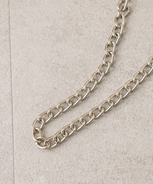 loti(ロティ)の「loti ファー巾着ショルダー(ショルダーバッグ・レディース・オフホワイト/ブラック/グレー・ONE SIZE)」の15枚目の写真