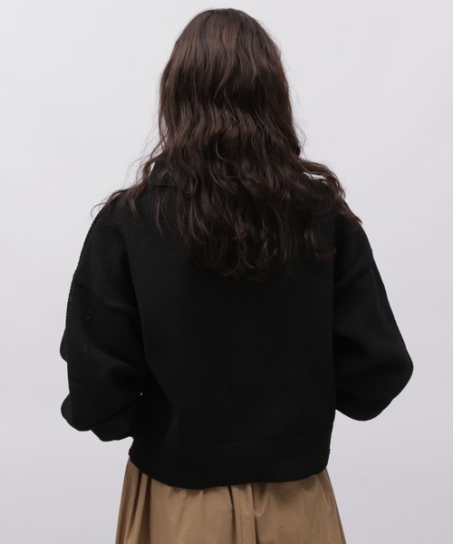 LAKOLE（ラコレ）の「ポロ襟ニットカーデ / 977354（カーディガン/ボレロ・レディース・モカ/ナチュラル/ワインレッド/ブラック・MEDIUM/SMALL）」の9枚目の写真