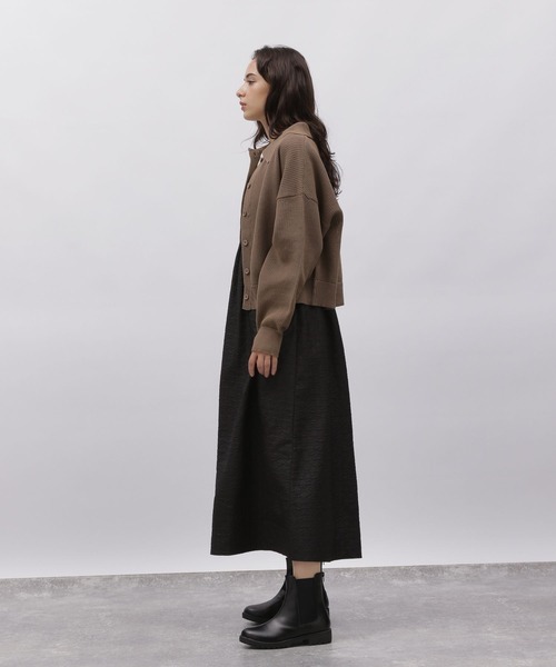 LAKOLE（ラコレ）の「ポロ襟ニットカーデ / 977354（カーディガン/ボレロ・レディース・モカ/ナチュラル/ワインレッド/ブラック・MEDIUM/SMALL）」の11枚目の写真