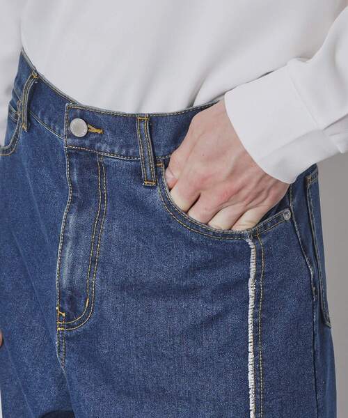 tk.TAKEO KIKUCHI（ティーケータケオキクチ）の「◆フリンジカットデニムパンツ（デニムパンツ・メンズ・チャコールグレー/ブルー・02/03）」の8枚目の写真