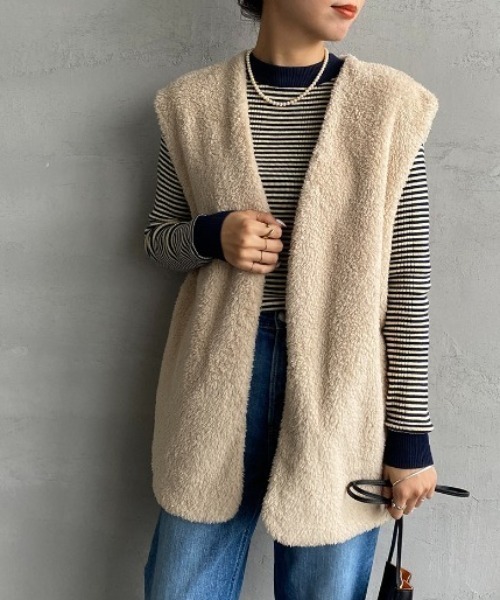 UNIVERSAL OVERALL（ユニバーサルオーバーオール）の「[UNIVERSAL OVERALL/ユニバーサルオーバーオール] 別注 ボアフリースベスト（ベスト・レディース・ブラウン/グレー/アイボリー・F）」の6枚目の写真