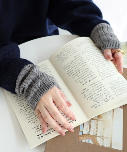 andme（アンドミー）の「裏起毛2wayレッグウォーマー×アームウォーマー（アームカバー・レディース・アイボリー/グレー/グレー系/ベージュ・FREE）」の14枚目の写真