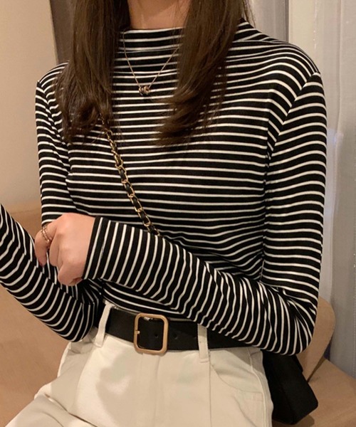 Girly Doll(ガーリードール)の「2type タートルネック・ハイネックボーダーカットソー(Tシャツ/カットソー・レディース・ブラック系その他/グレー/グレー系その他/ブラック/ホワイト系その他/ホワイト・FREE)」の4枚目の写真